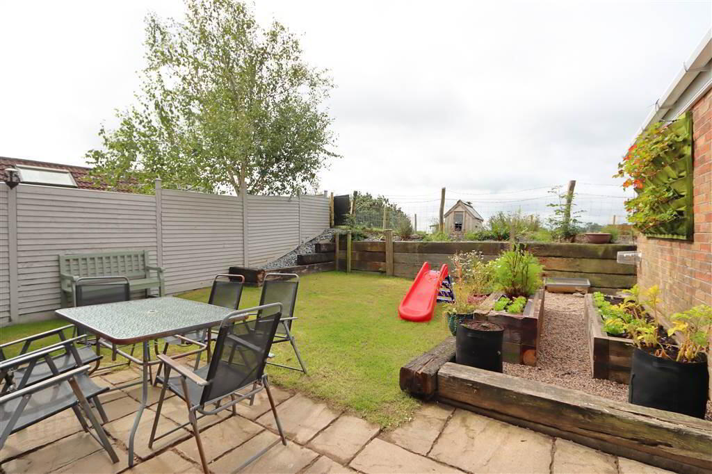 15 The Spires Crescent 26 of 28