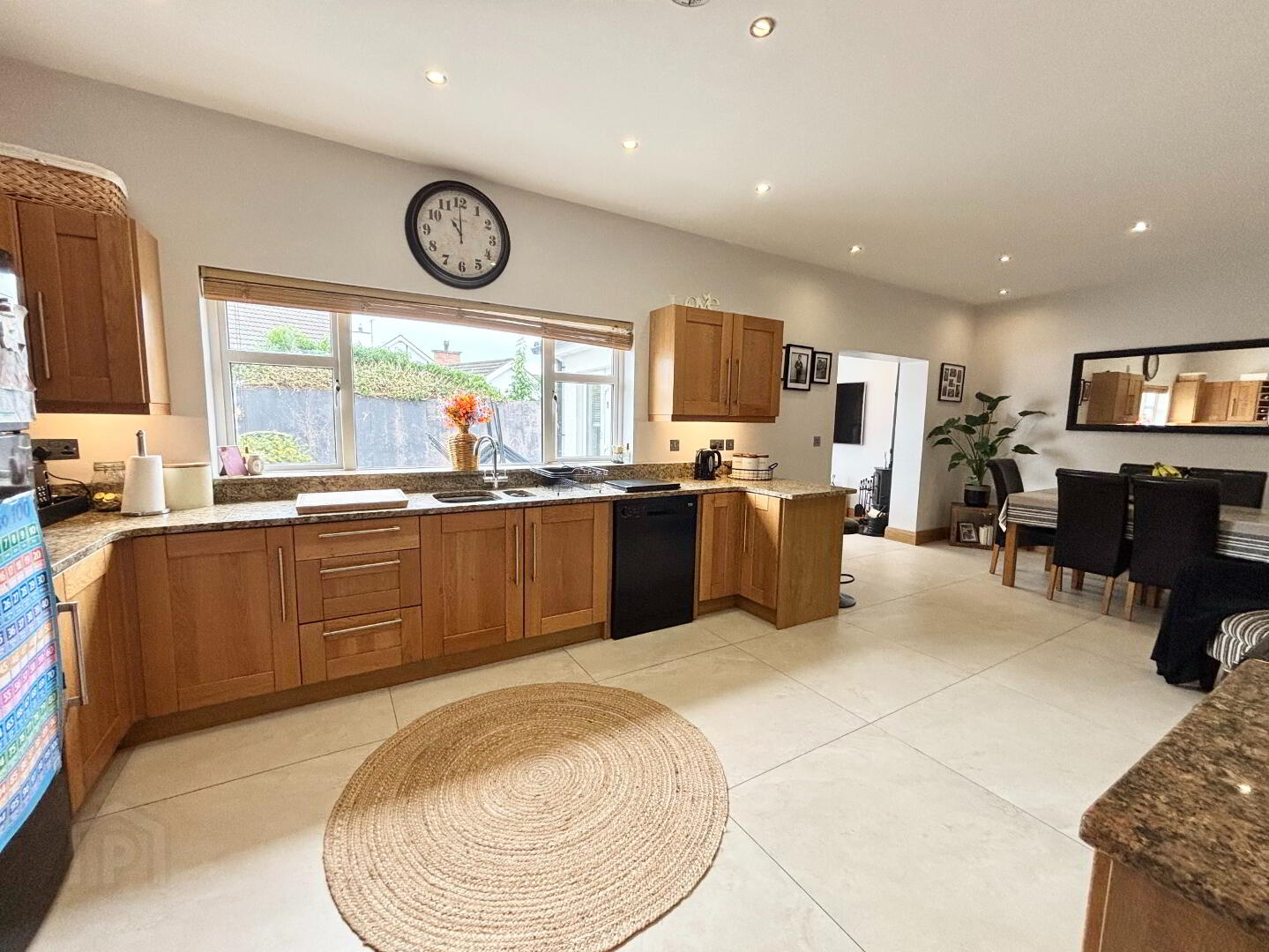 47 Beechwood Avenue 9 of 35