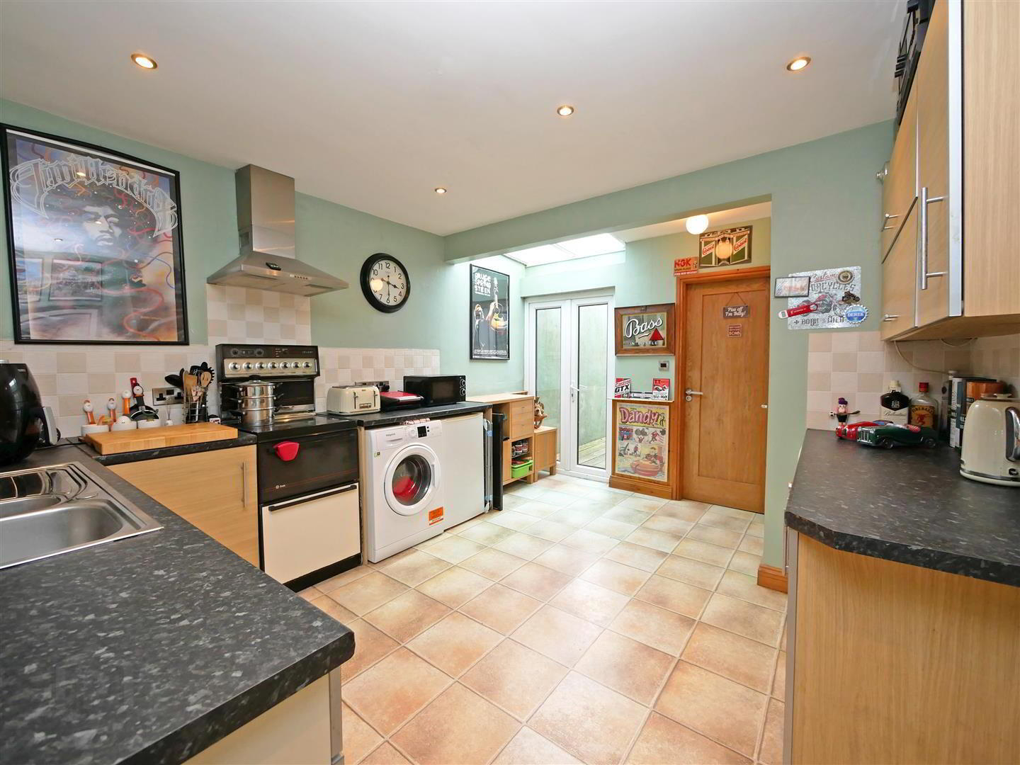 53 London Road 7 of 20
