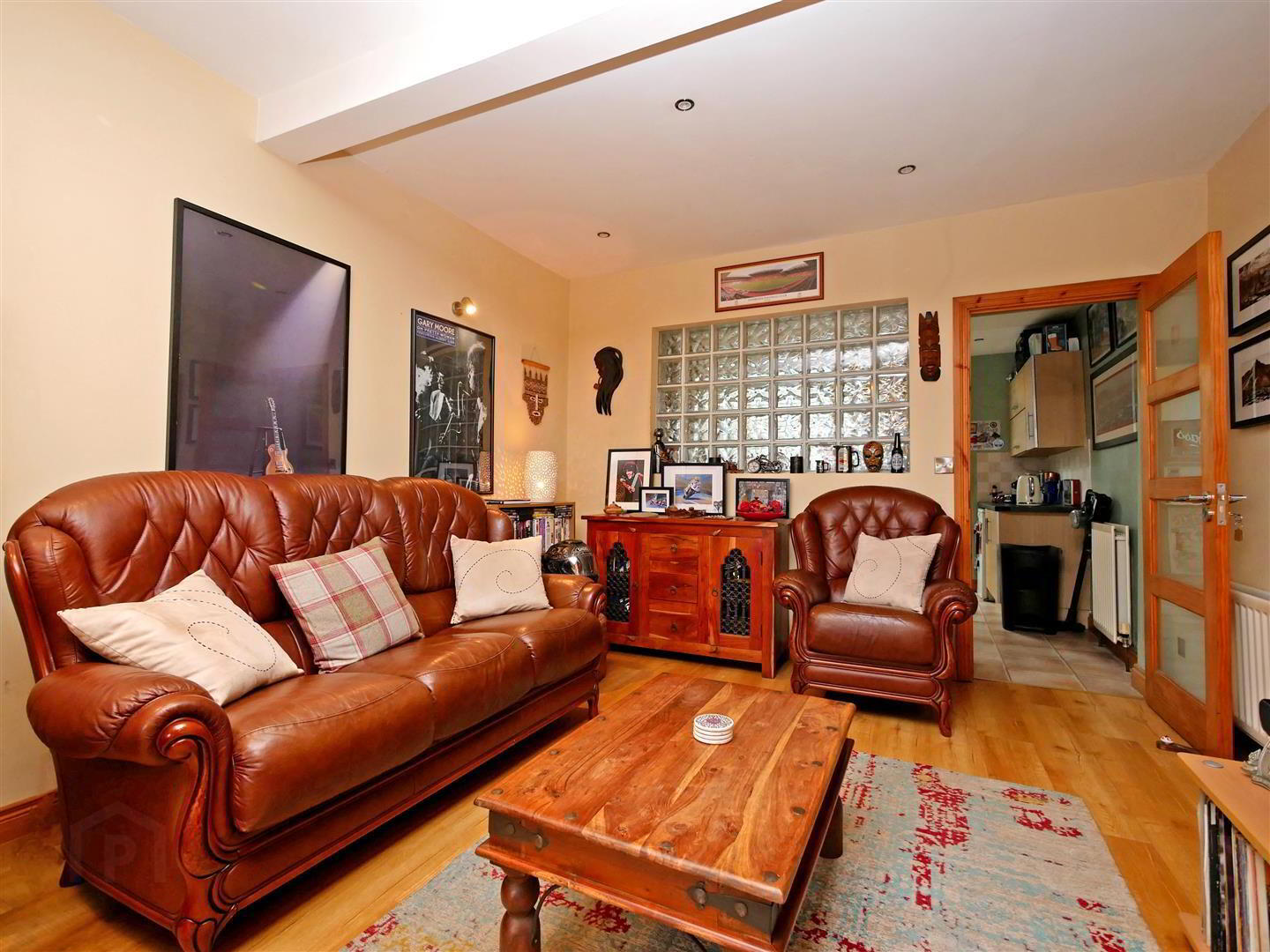53 London Road 5 of 20