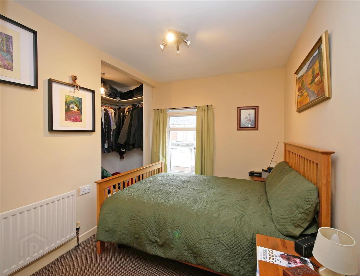 53 London Road 14 of 20