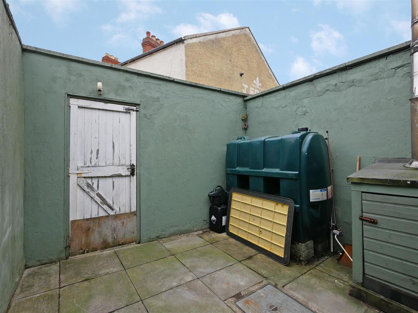 53 London Road 20 of 20