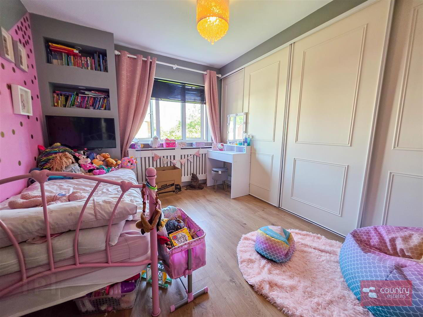 17 Abbeyhill Drive 24 of 38