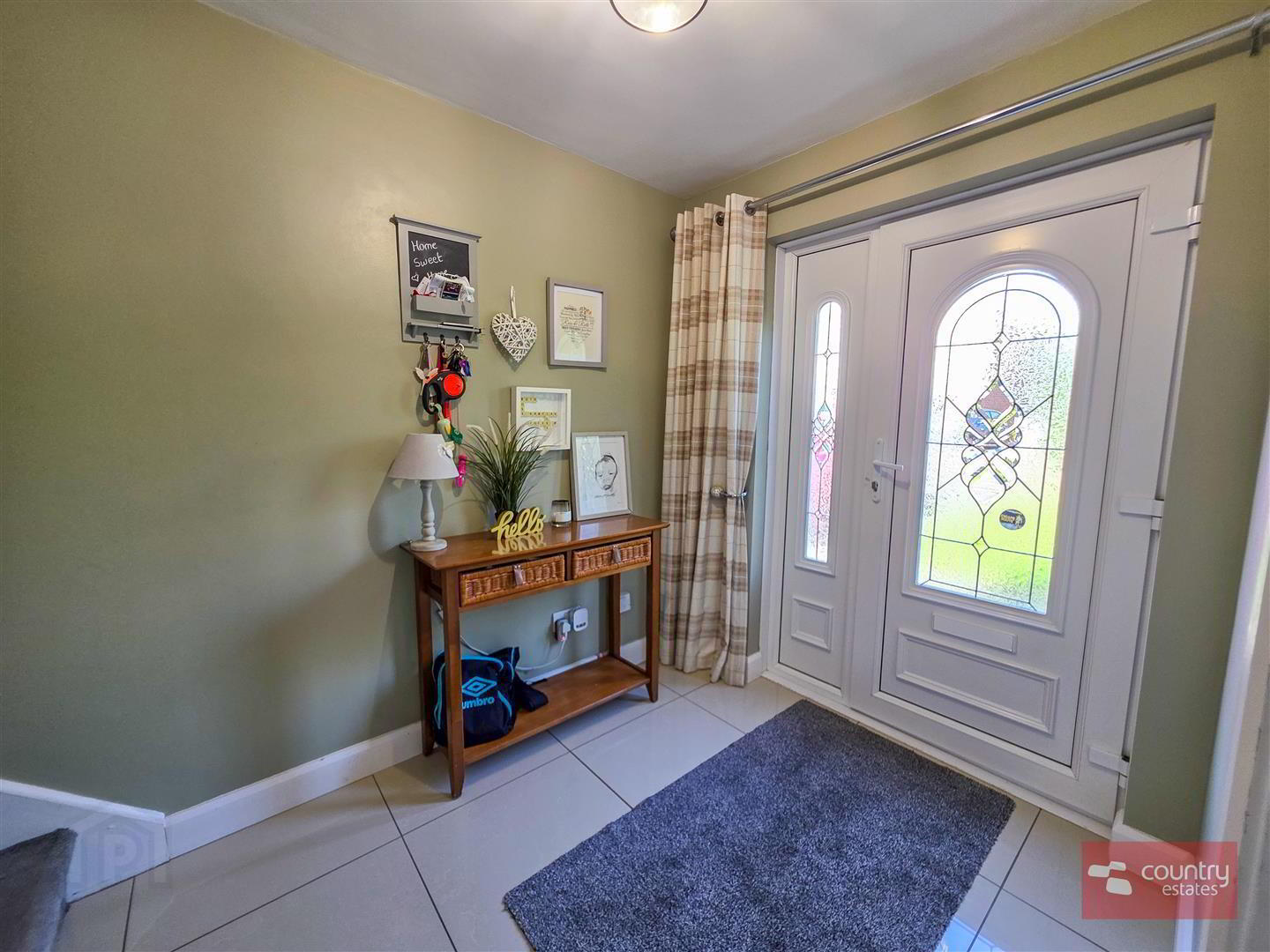 17 Abbeyhill Drive 7 of 38