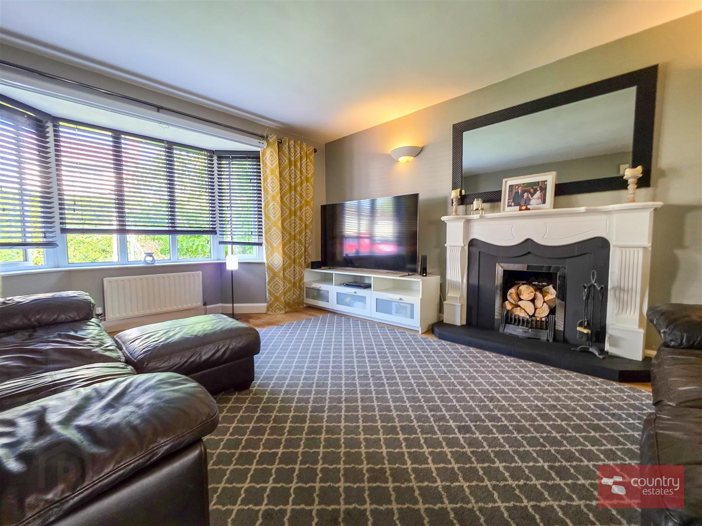 17 Abbeyhill Drive 10 of 38