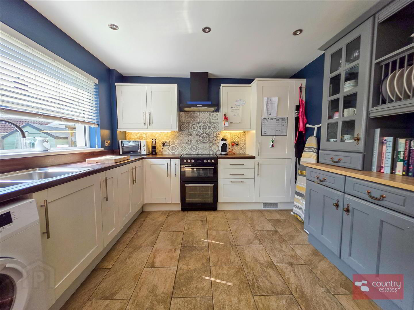17 Abbeyhill Drive 17 of 38