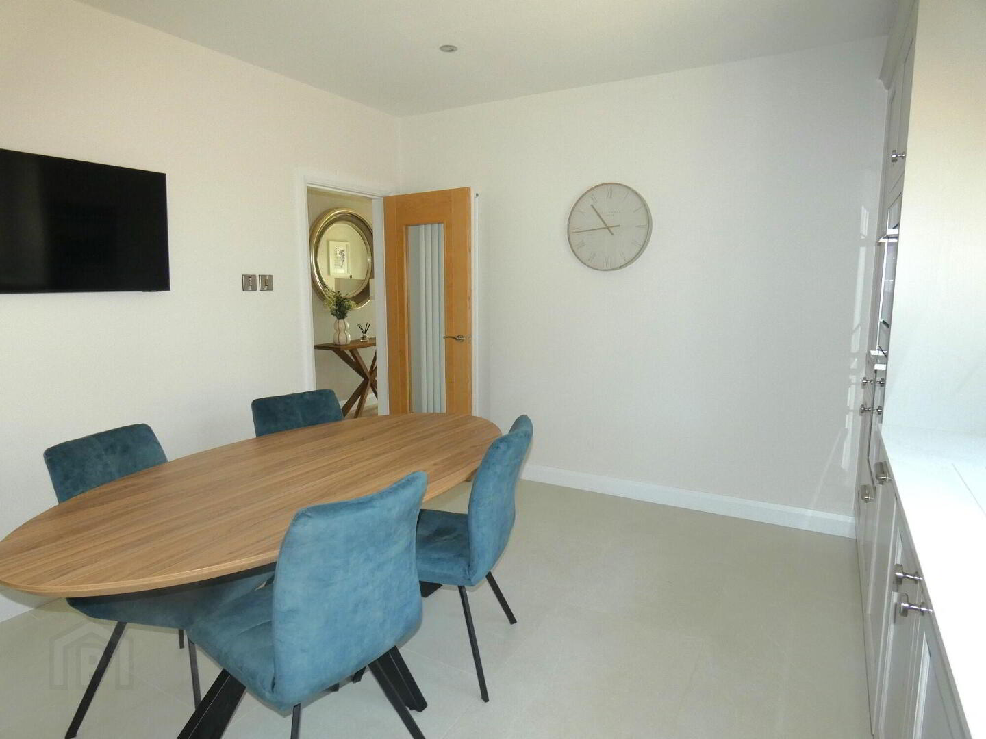 21 Beechcroft 14 of 34