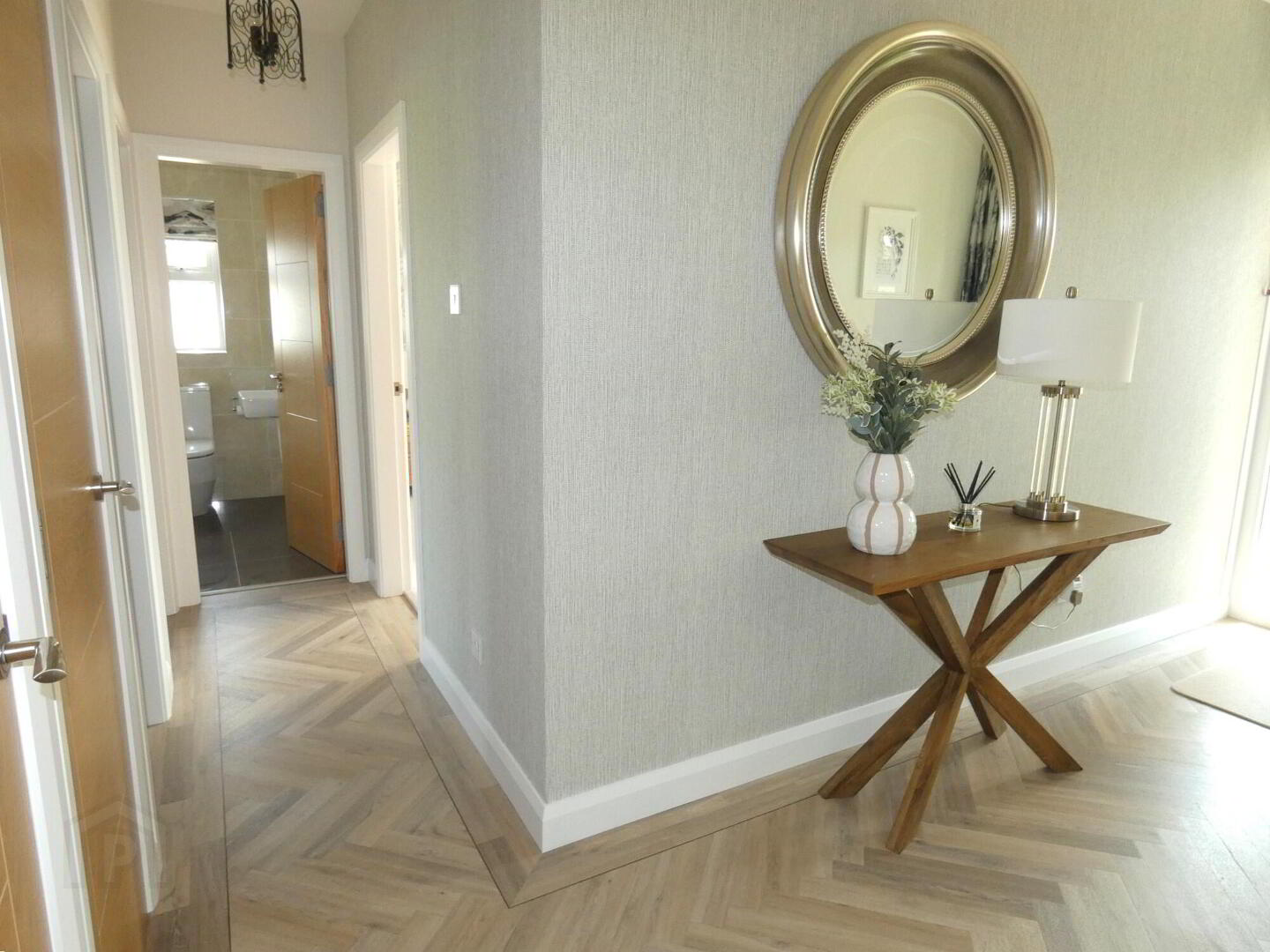 21 Beechcroft 18 of 34