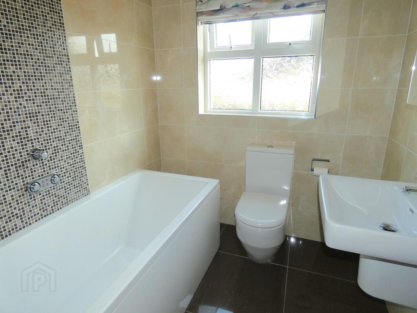 21 Beechcroft 27 of 34