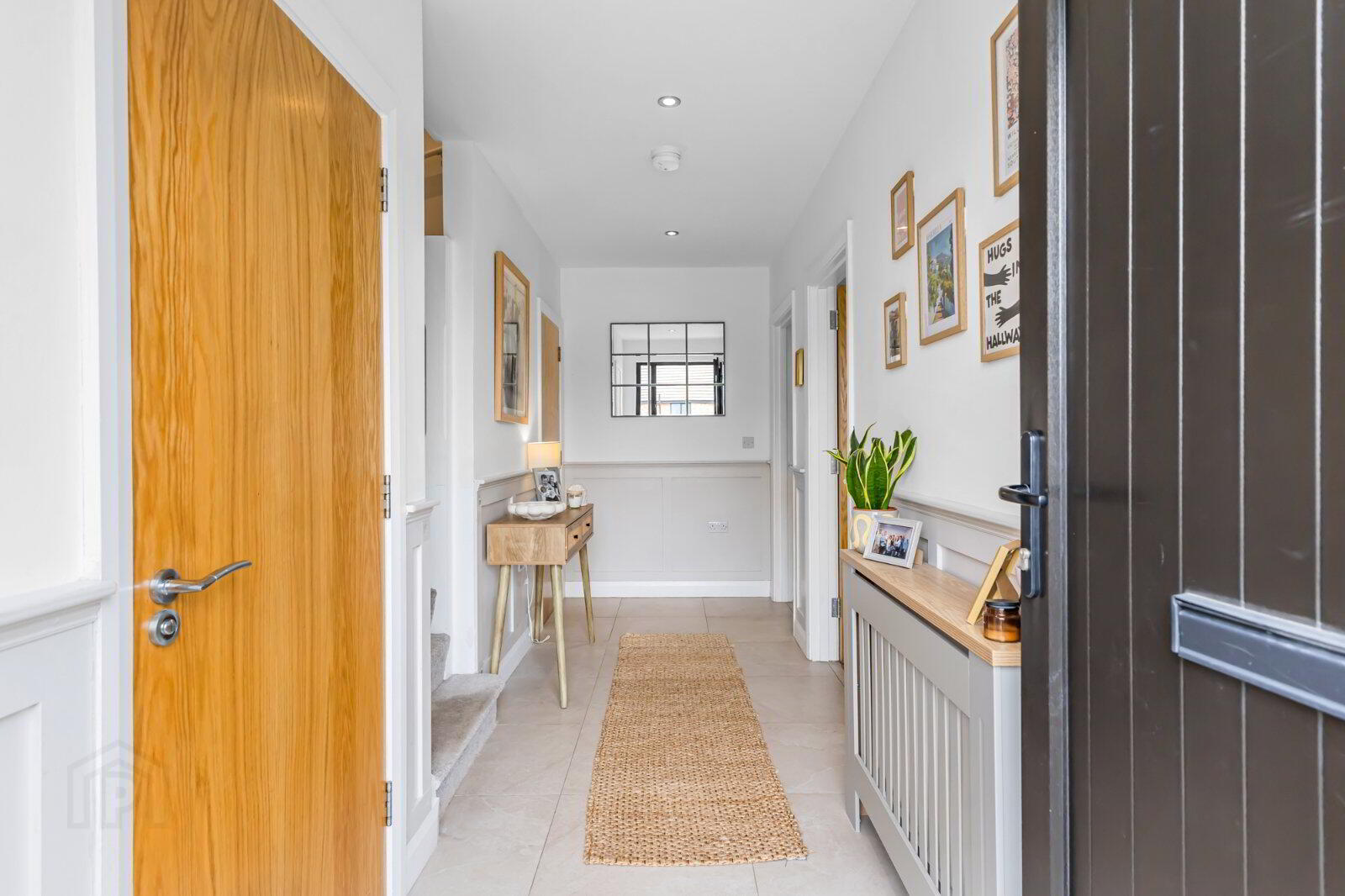 1 Knockbracken Gardens 3 of 35
