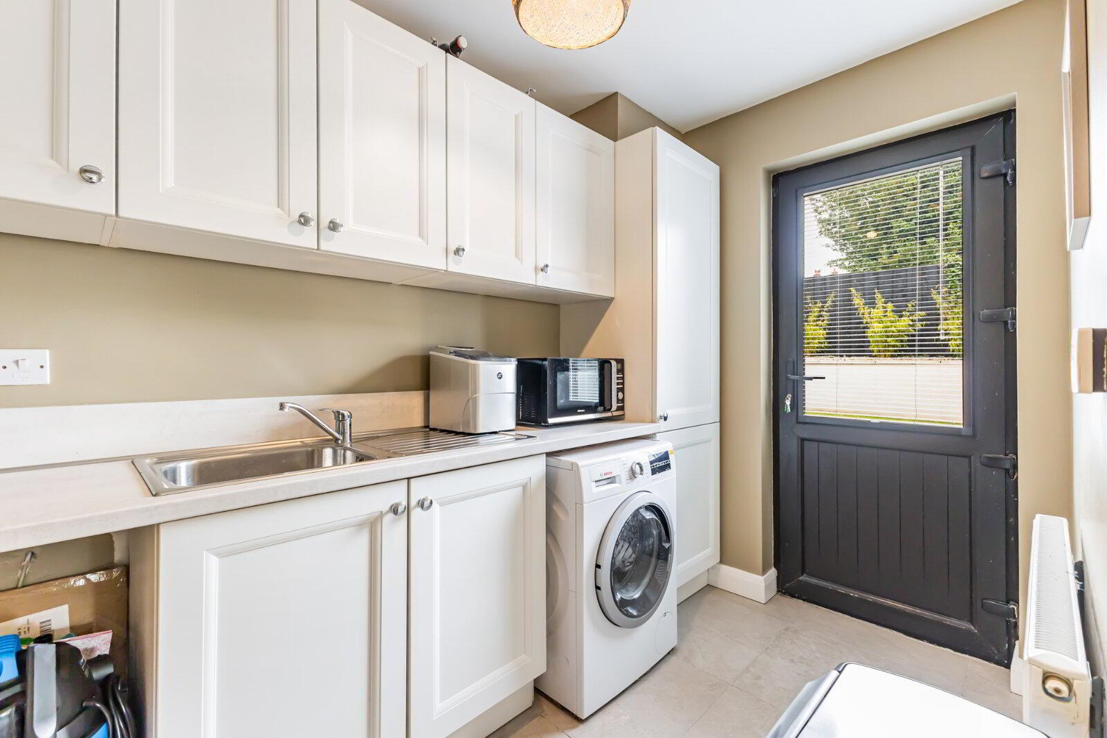 1 Knockbracken Gardens 16 of 35