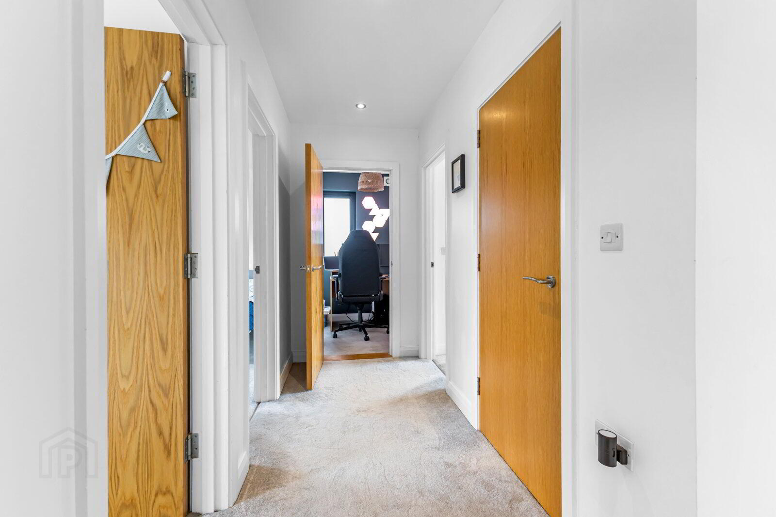 1 Knockbracken Gardens 18 of 35