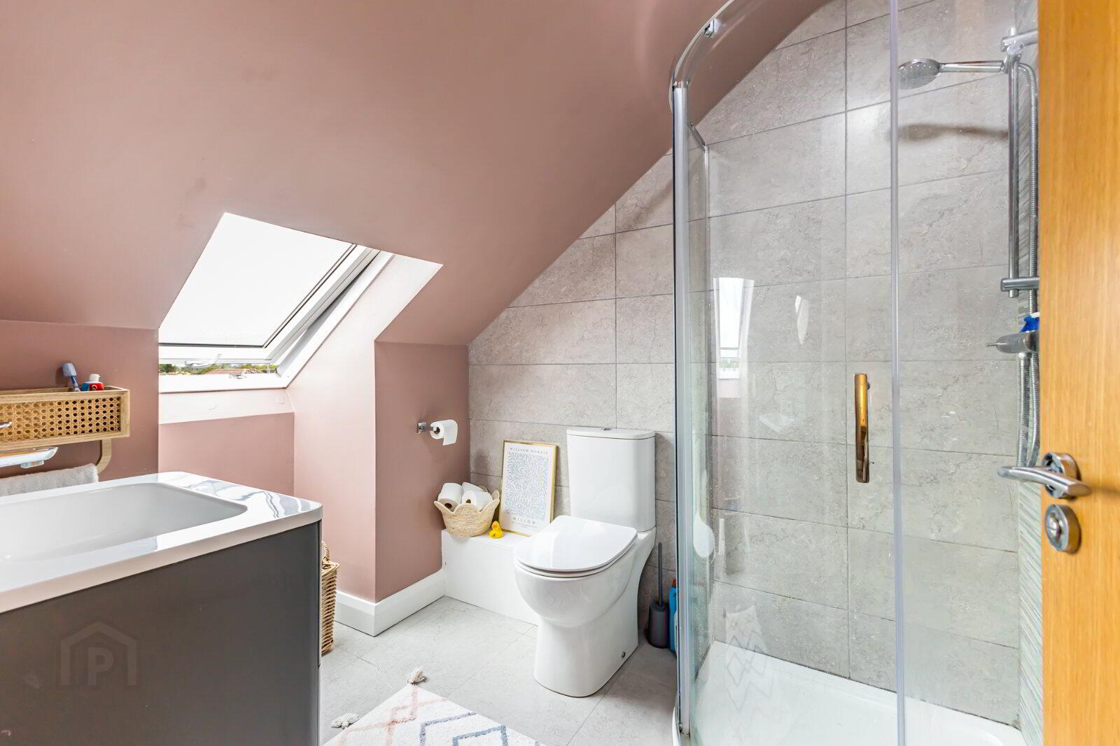 1 Knockbracken Gardens 29 of 35