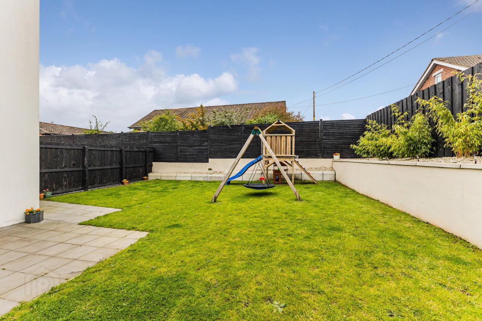 1 Knockbracken Gardens 32 of 35