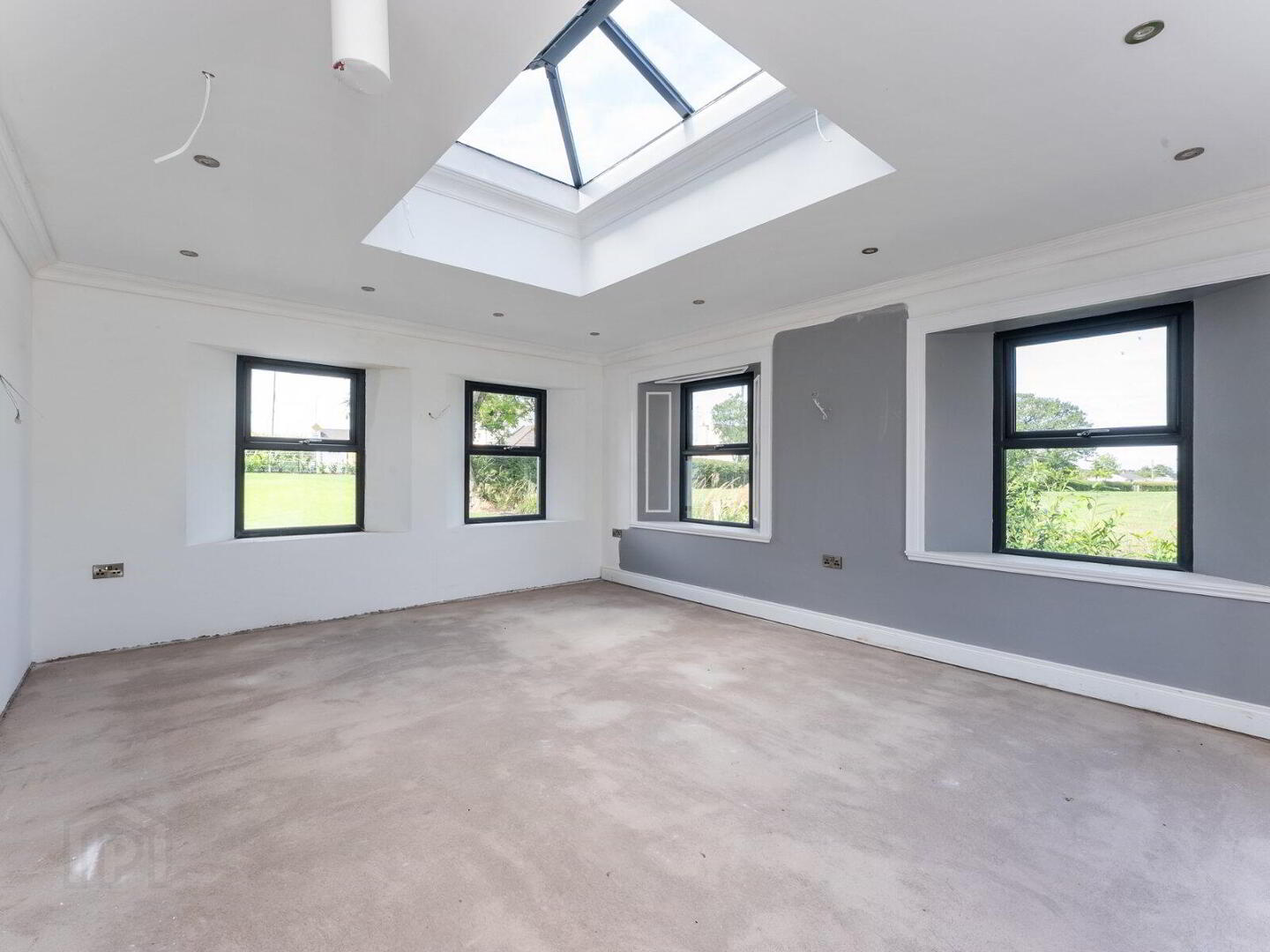 217 Clonmore Road 5 of 14