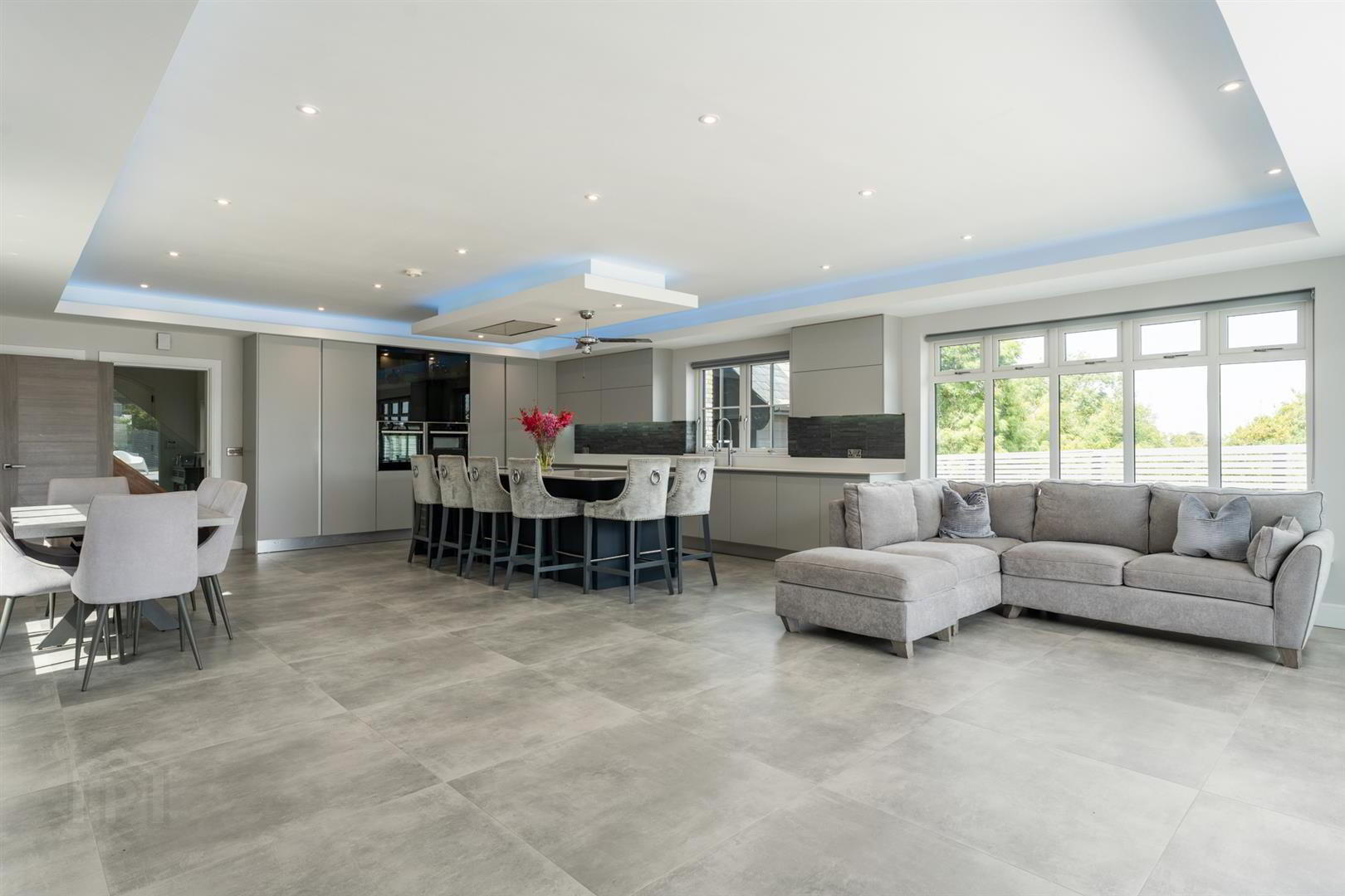 1a Clarke Lodge Mews 13 of 50