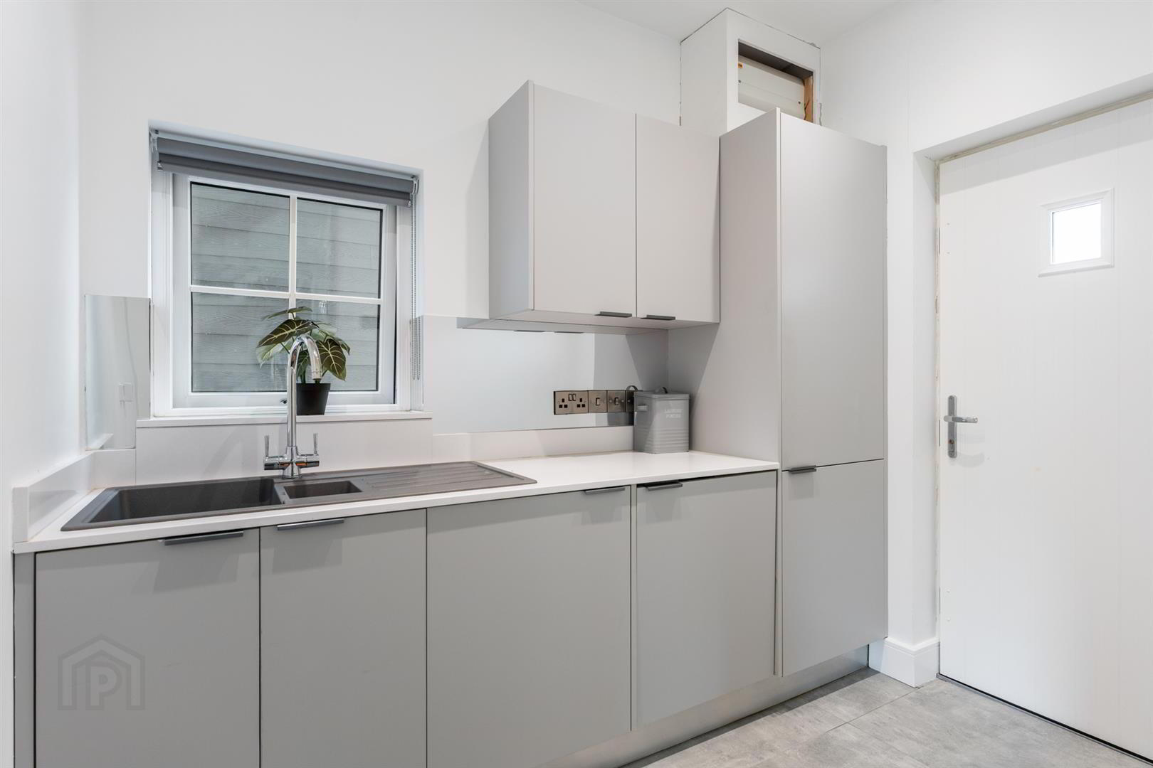 1a Clarke Lodge Mews 23 of 50