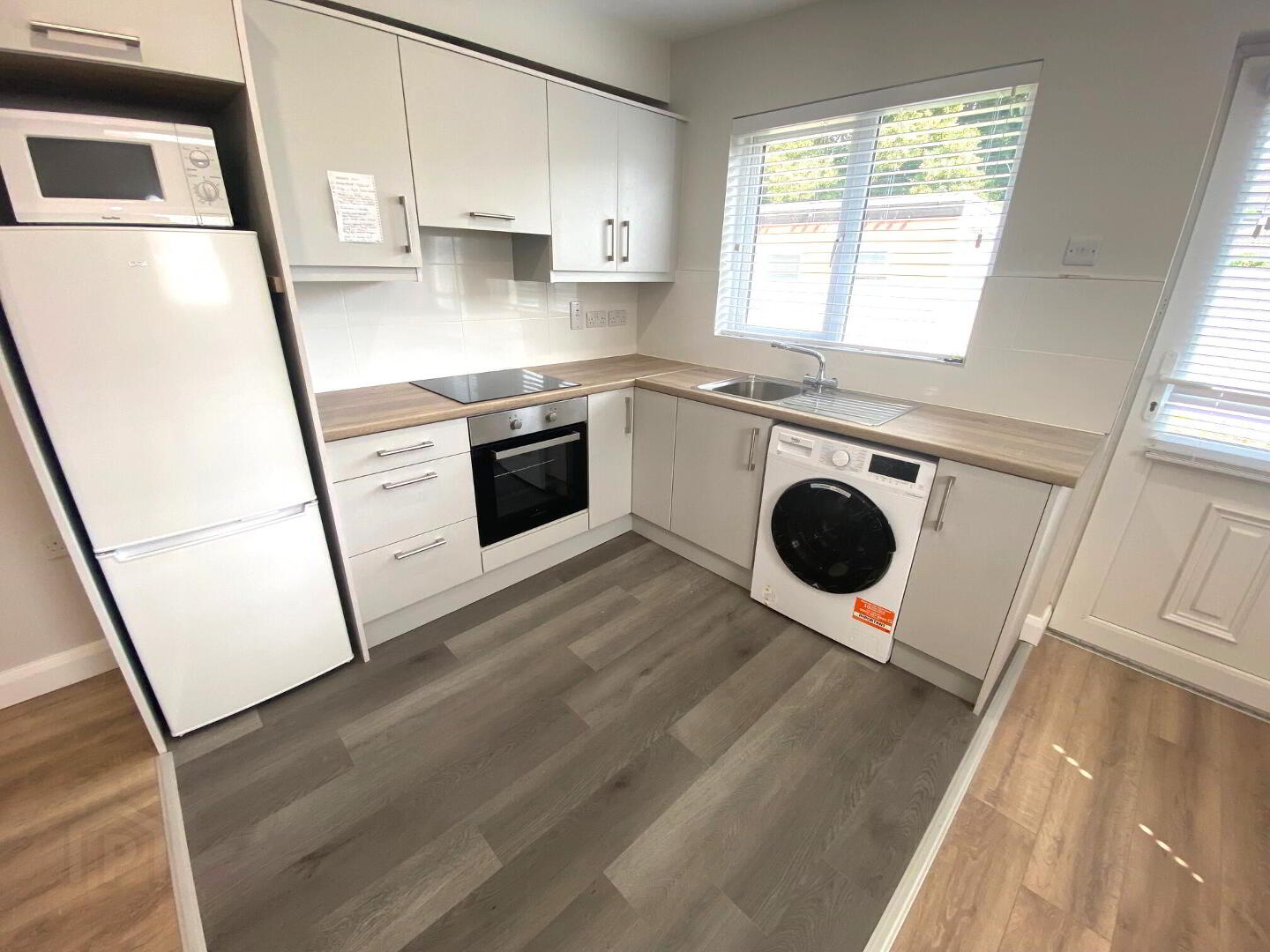 Rossmore Road 5 of 10