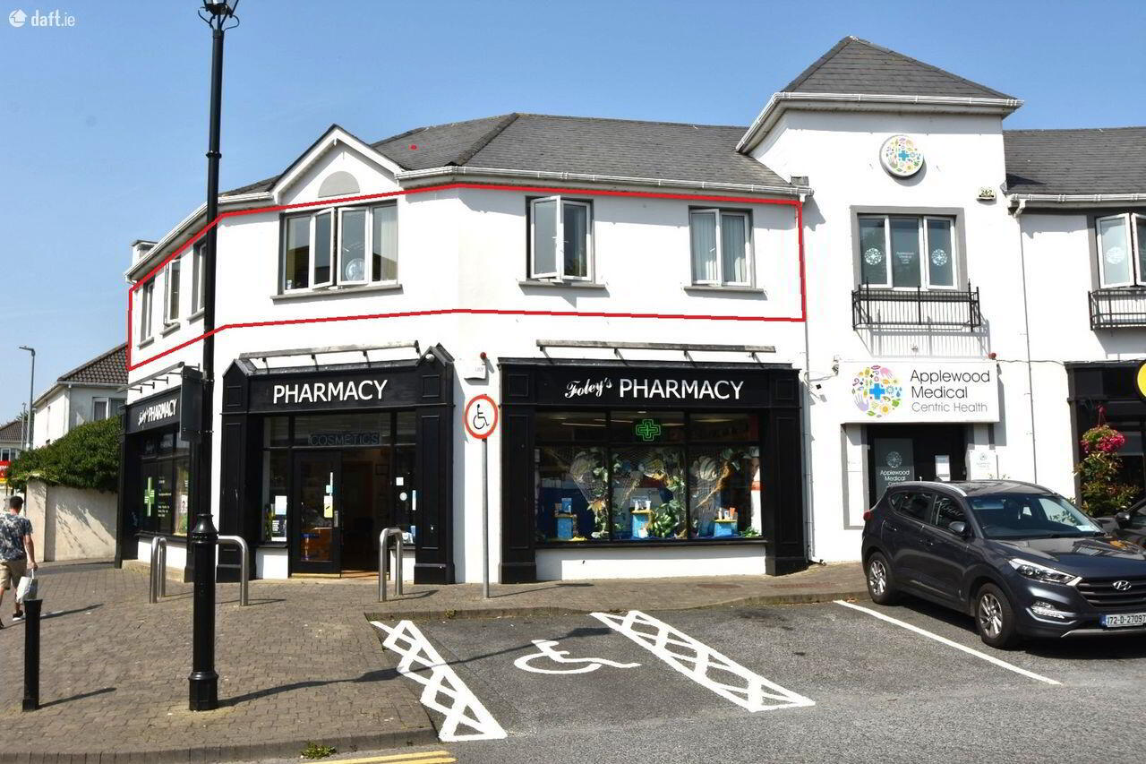 Applewood Medical Centre 1 of 8