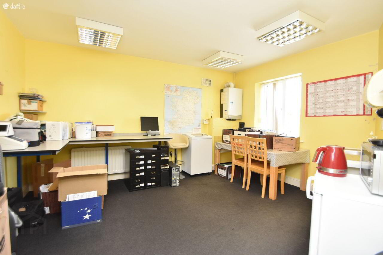 Applewood Medical Centre 4 of 8