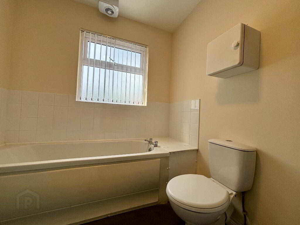 2 Glencairn Street 8 of 9