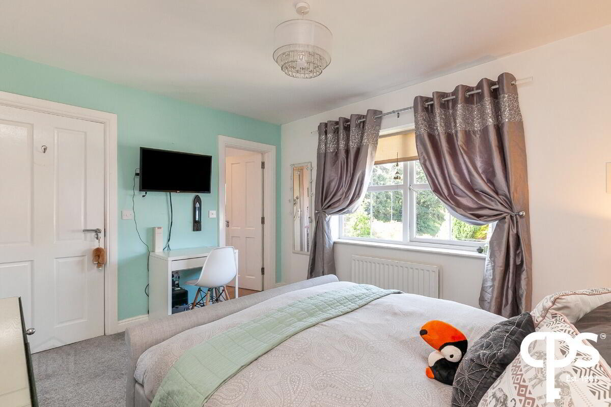 8 Belsize Manor 19 of 35