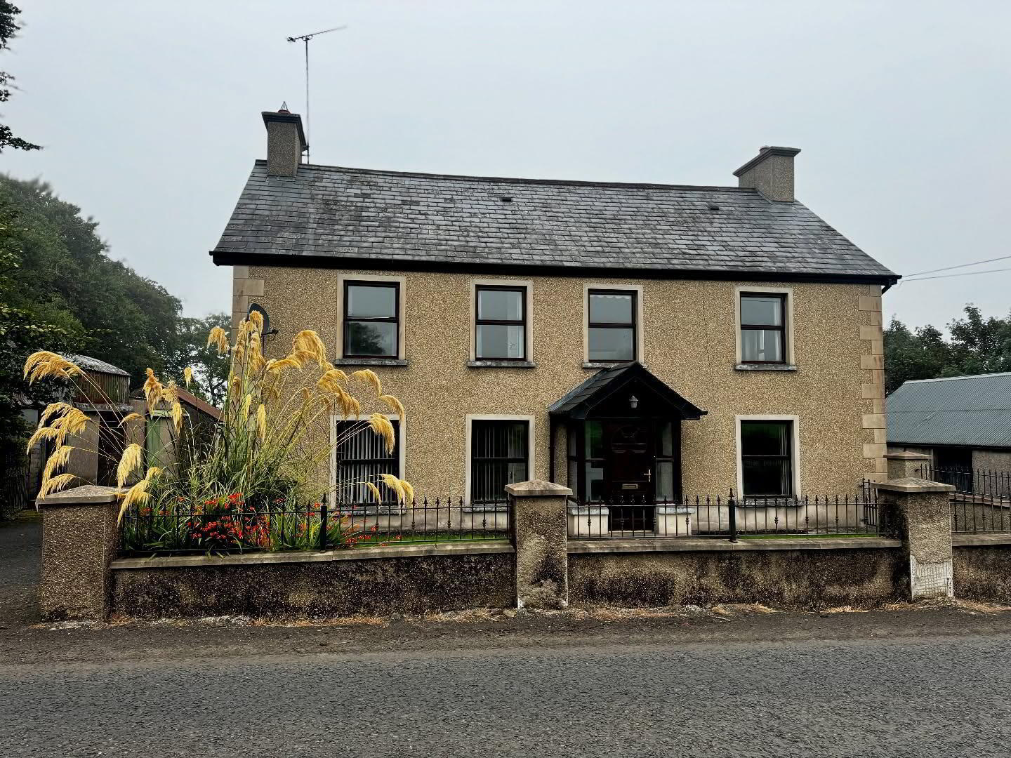 property description image