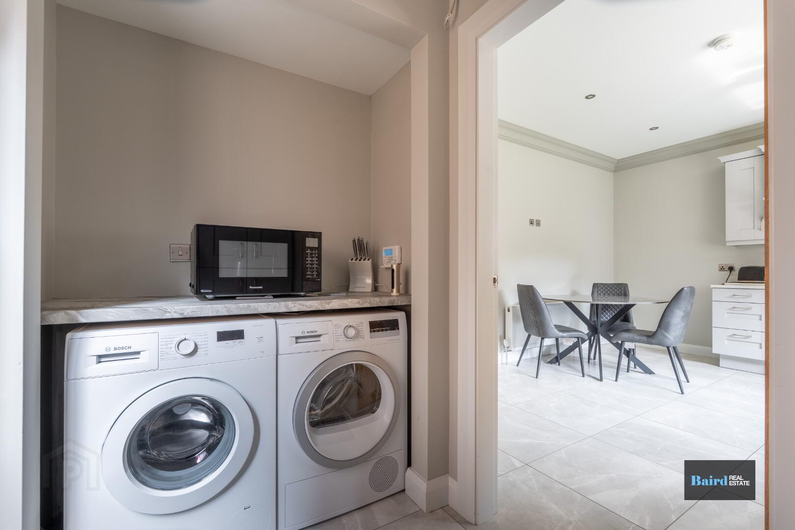 21 Castle Glen Avenue 16 of 41