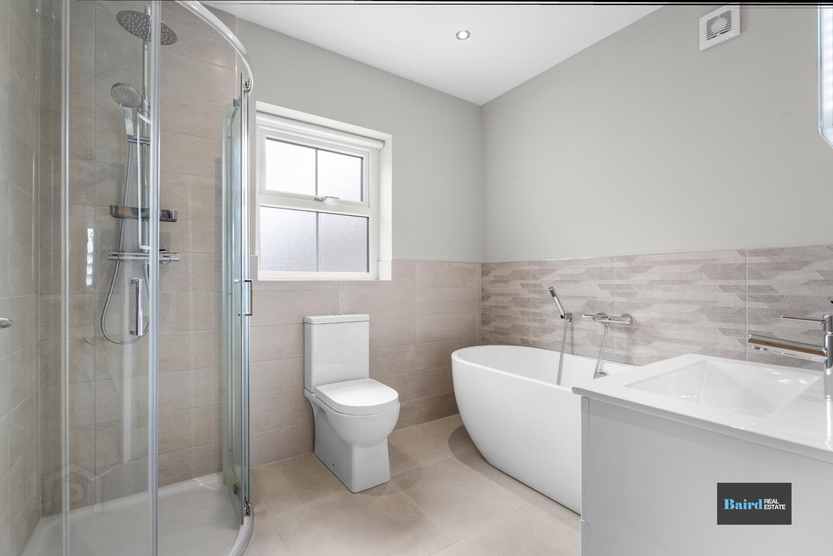 21 Castle Glen Avenue 35 of 41