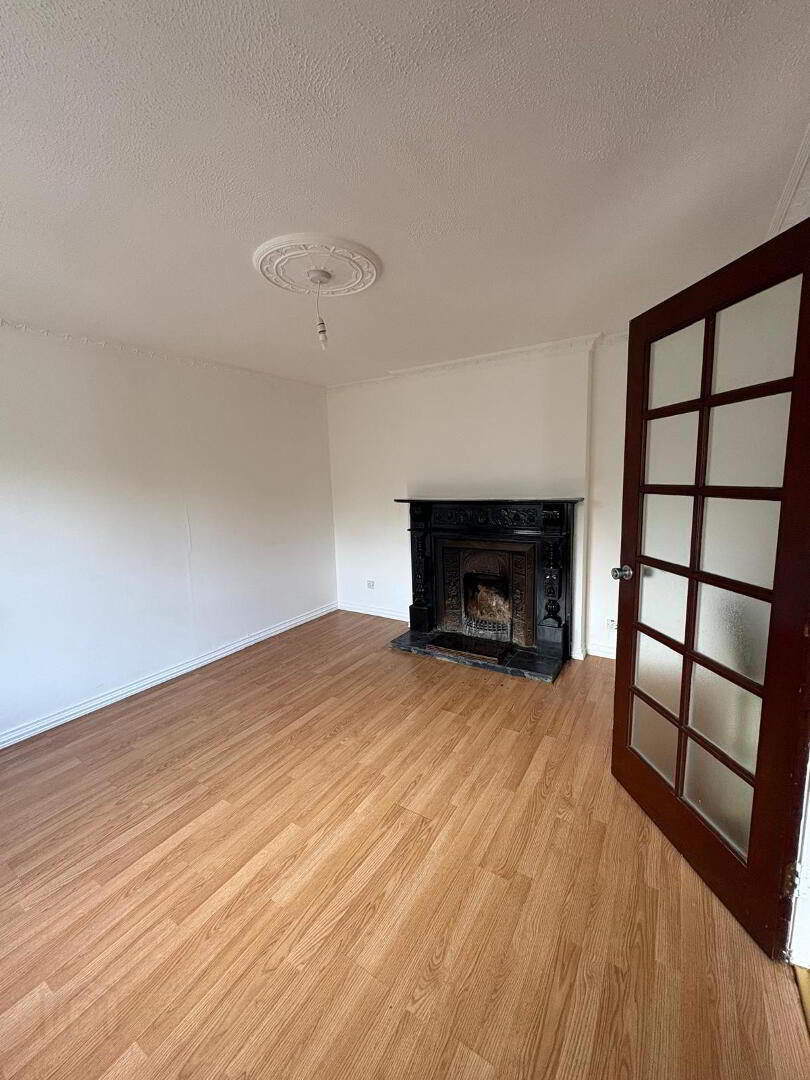 12 Waterside Street 7 of 27