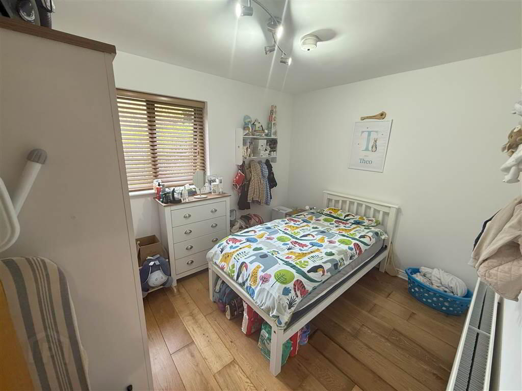12 Laganvale Manor 6 of 8