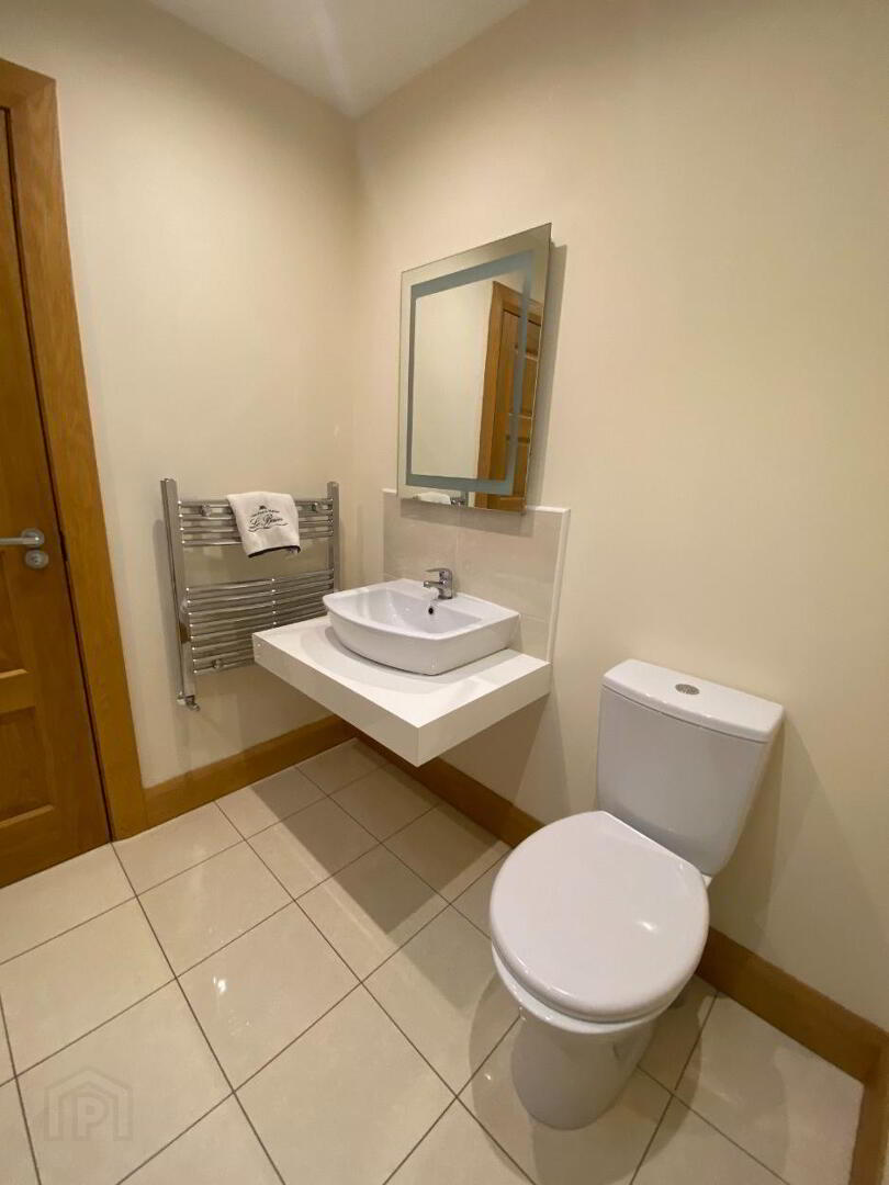 11b Rathfriland Road 13 of 17
