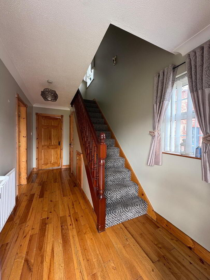 29a Carricklynn Avenue 4 of 28