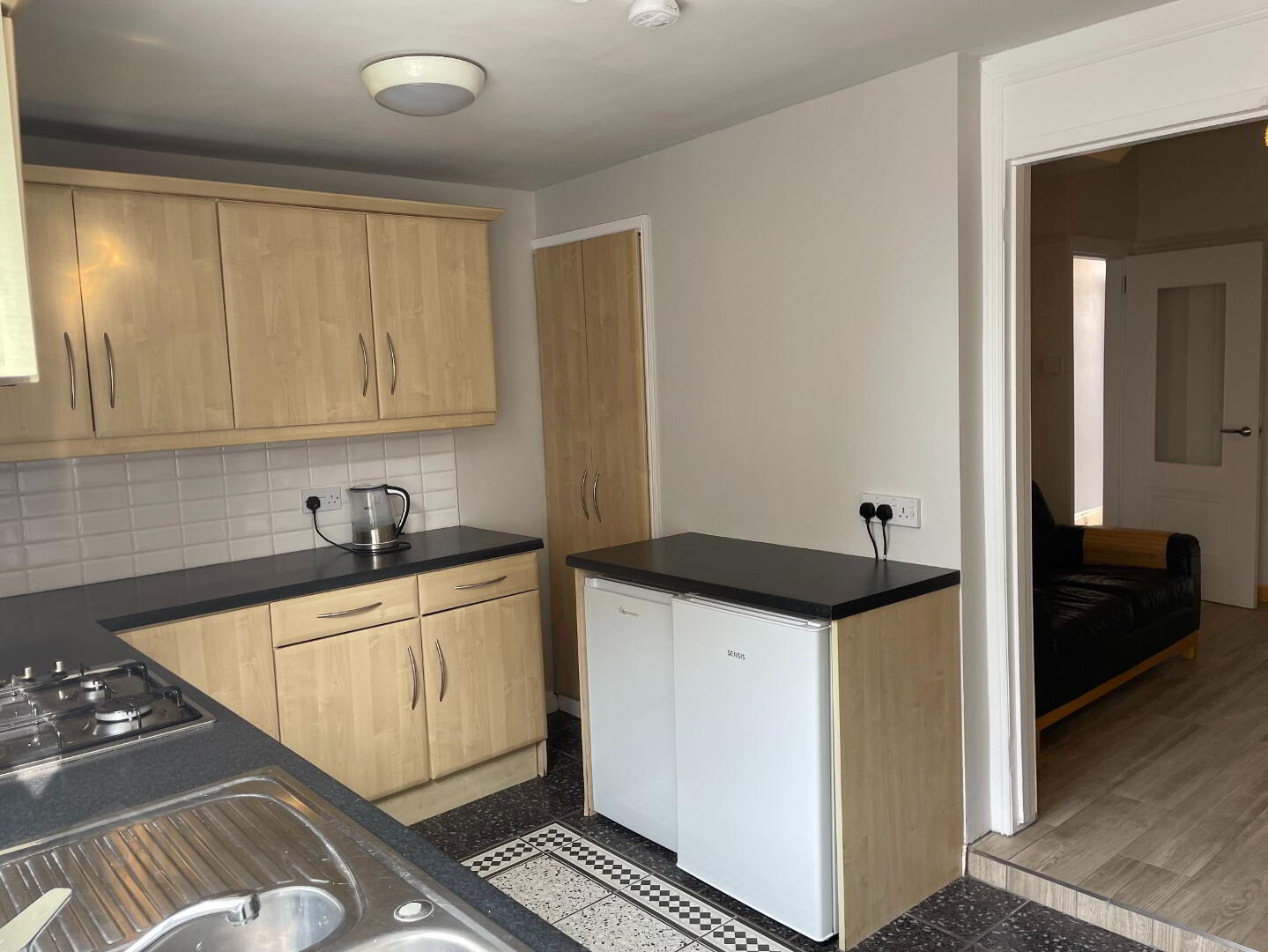 27 Jameson Street 14 of 34