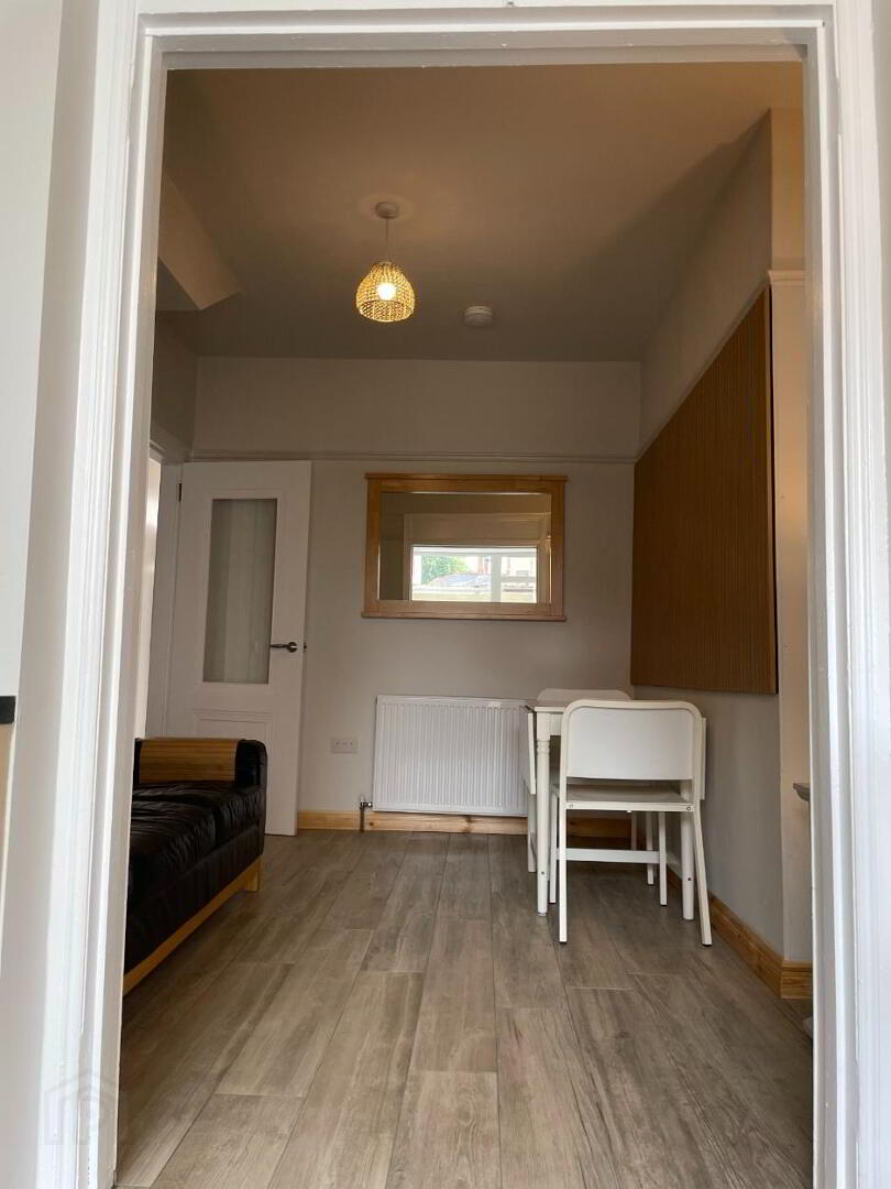 27 Jameson Street 16 of 34