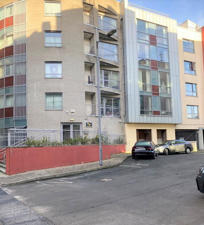 Apartment 8 Block C City Gate 1 of 12