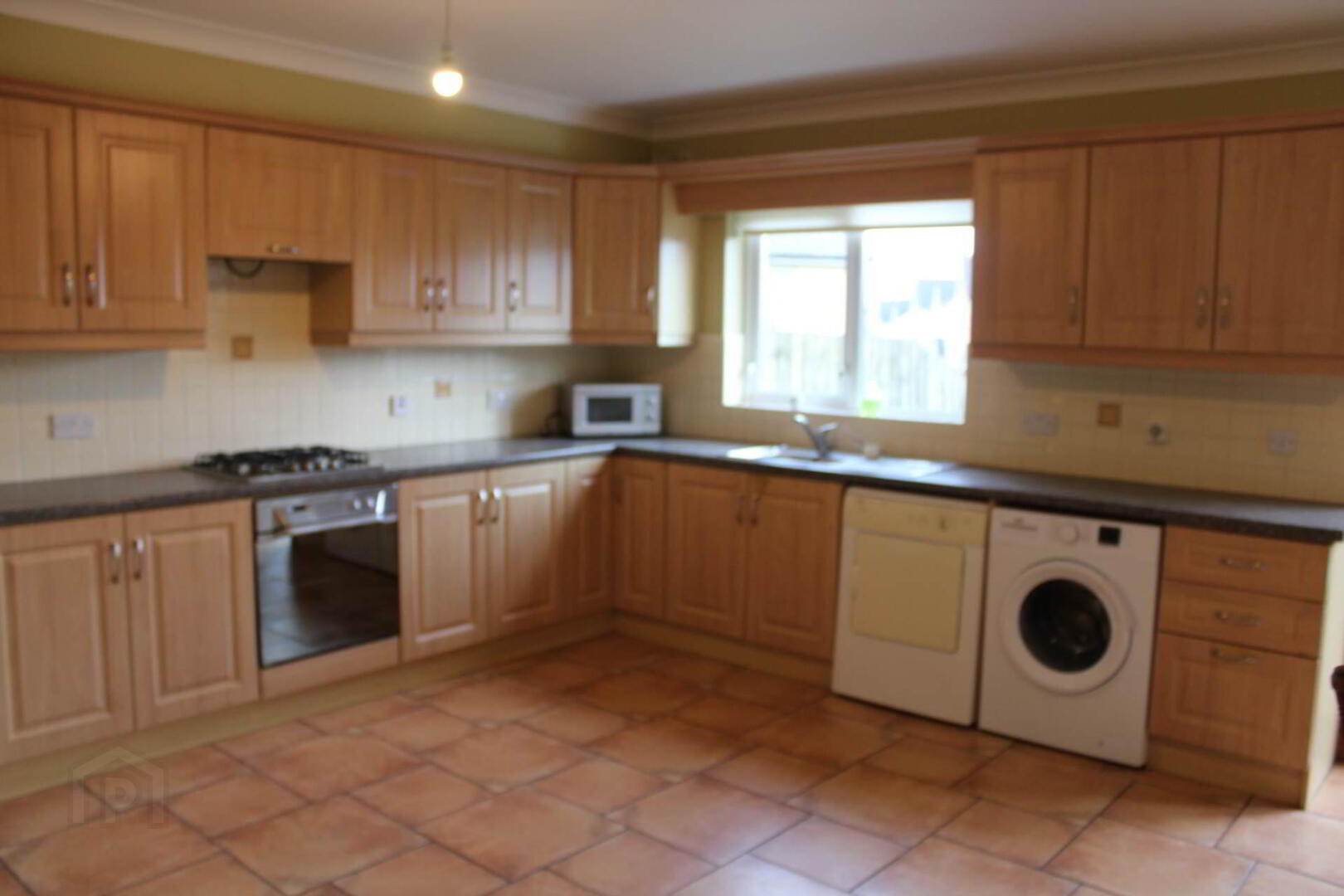 76 Cluain Ard 4 of 13