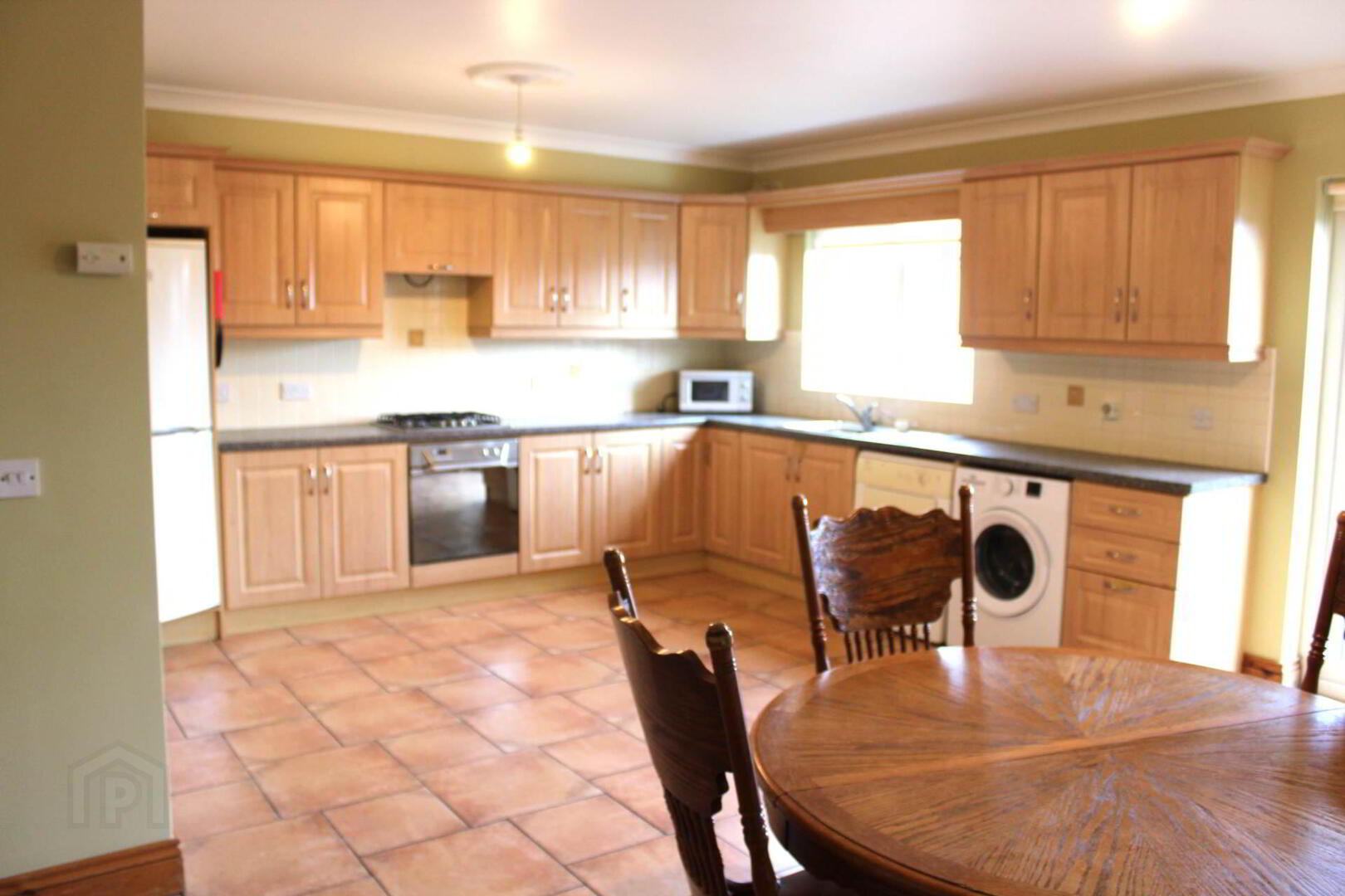76 Cluain Ard 3 of 13