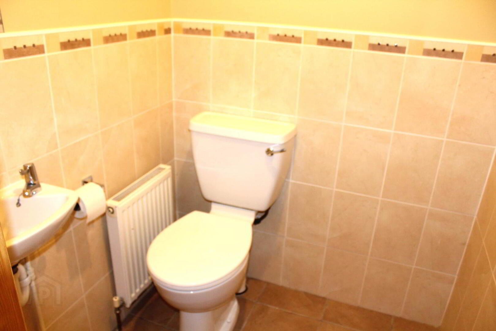 76 Cluain Ard 6 of 13