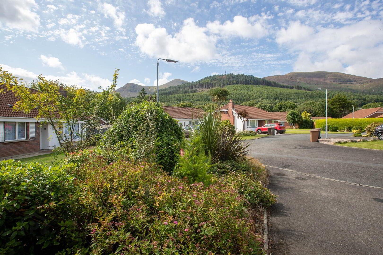 9 Tullybrannigan Brae 3 of 32