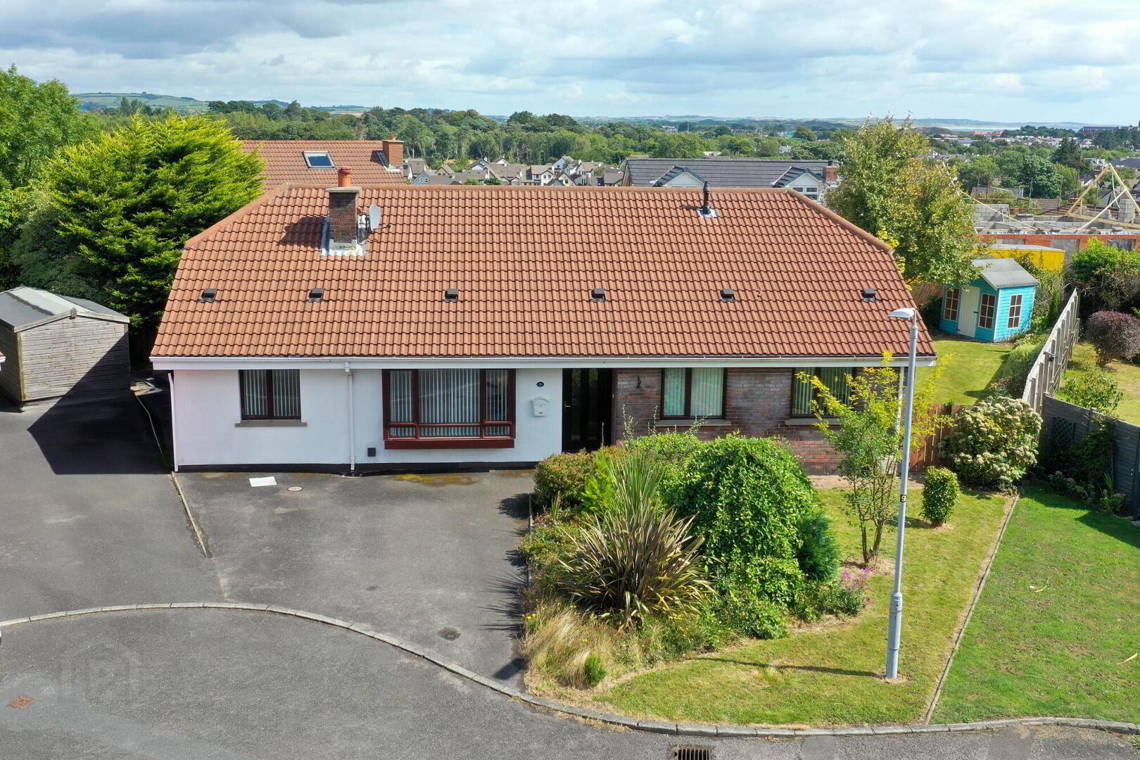 9 Tullybrannigan Brae 2 of 32