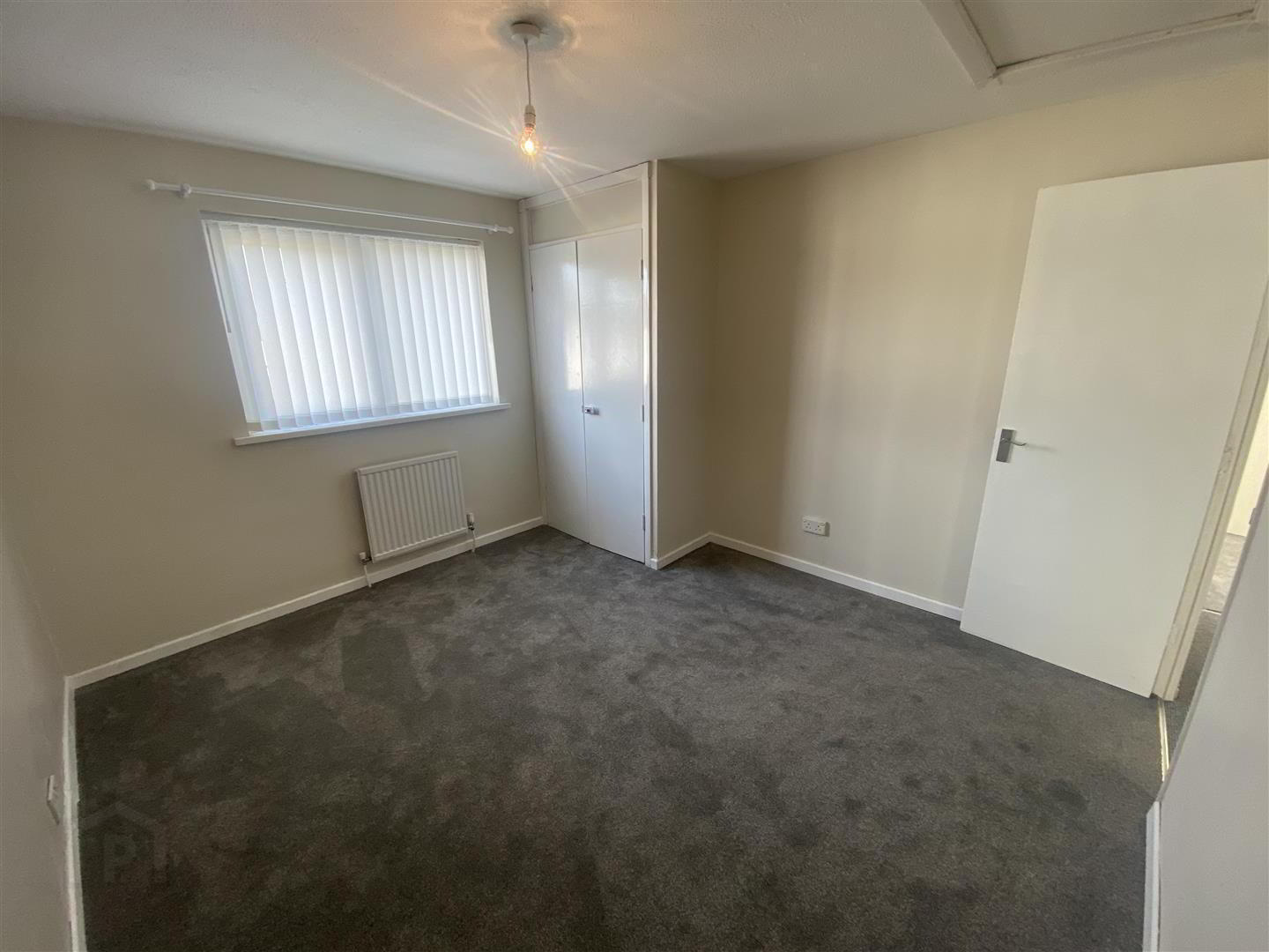 213 Parkmore 19 of 24