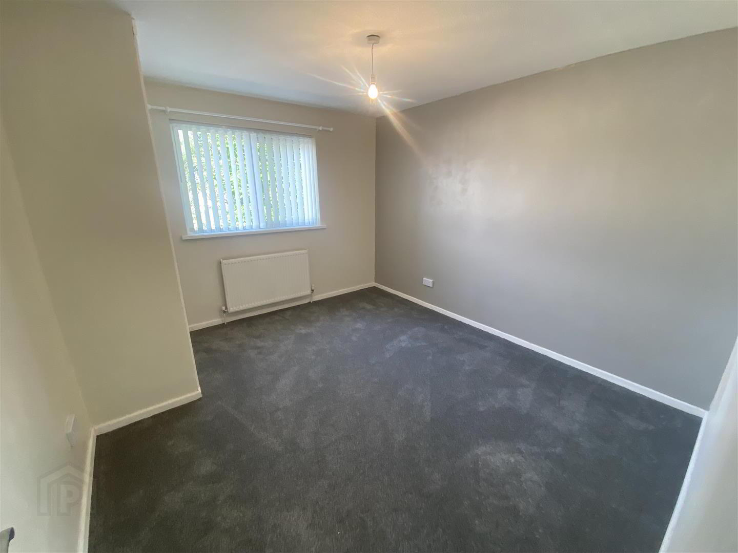 213 Parkmore 16 of 24