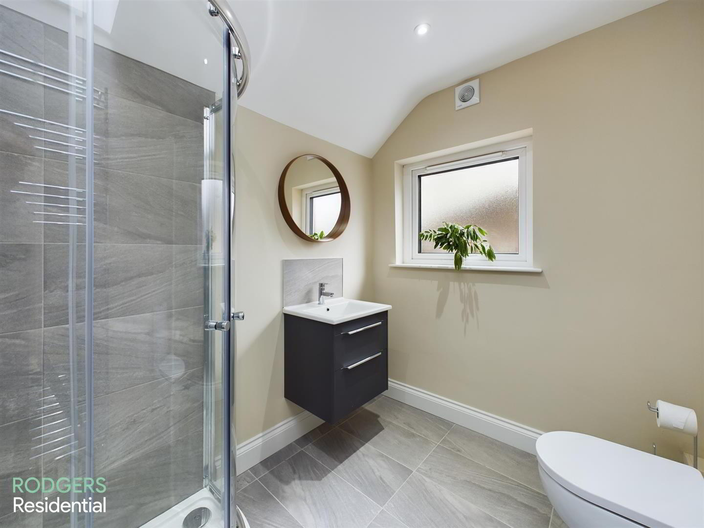 New Apartments @, 12 Windsor Avenue 7 of 9