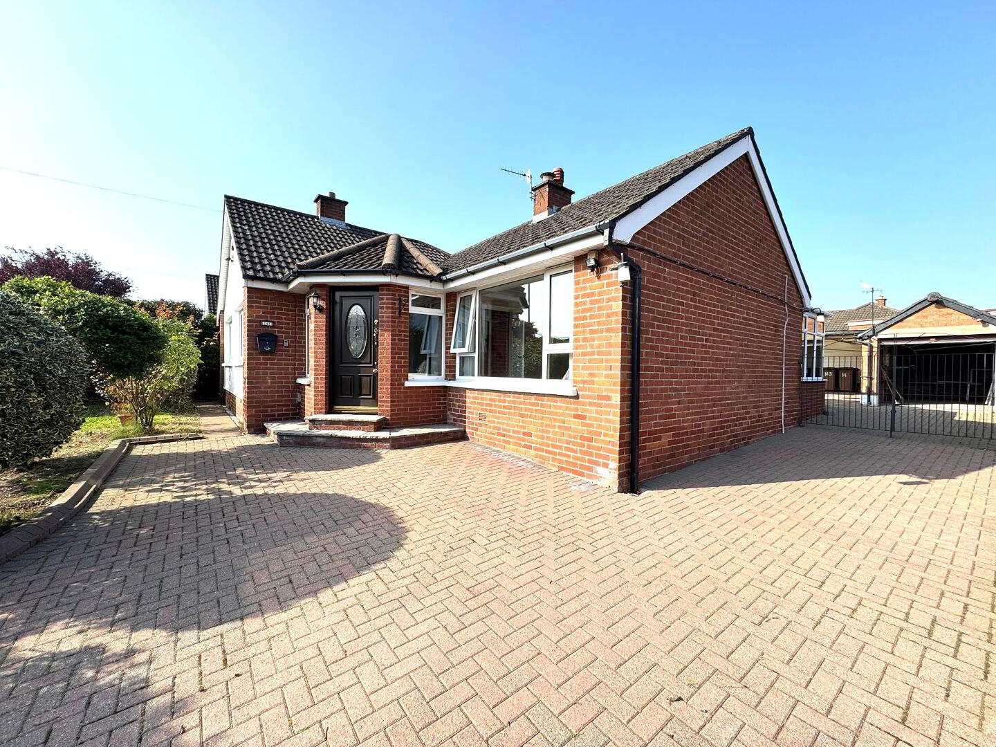 143 Jordanstown Road 1 of 18