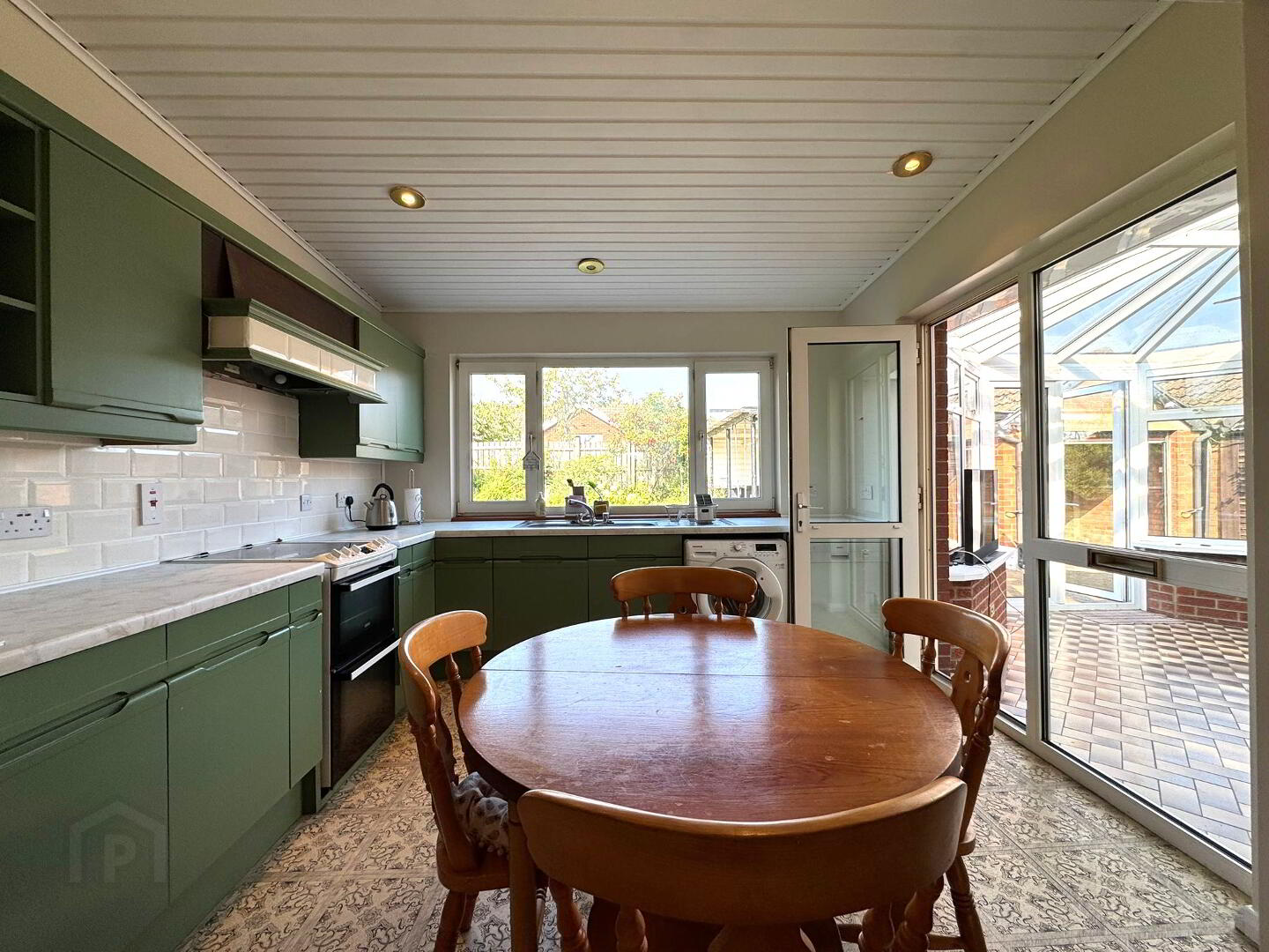 143 Jordanstown Road 6 of 18