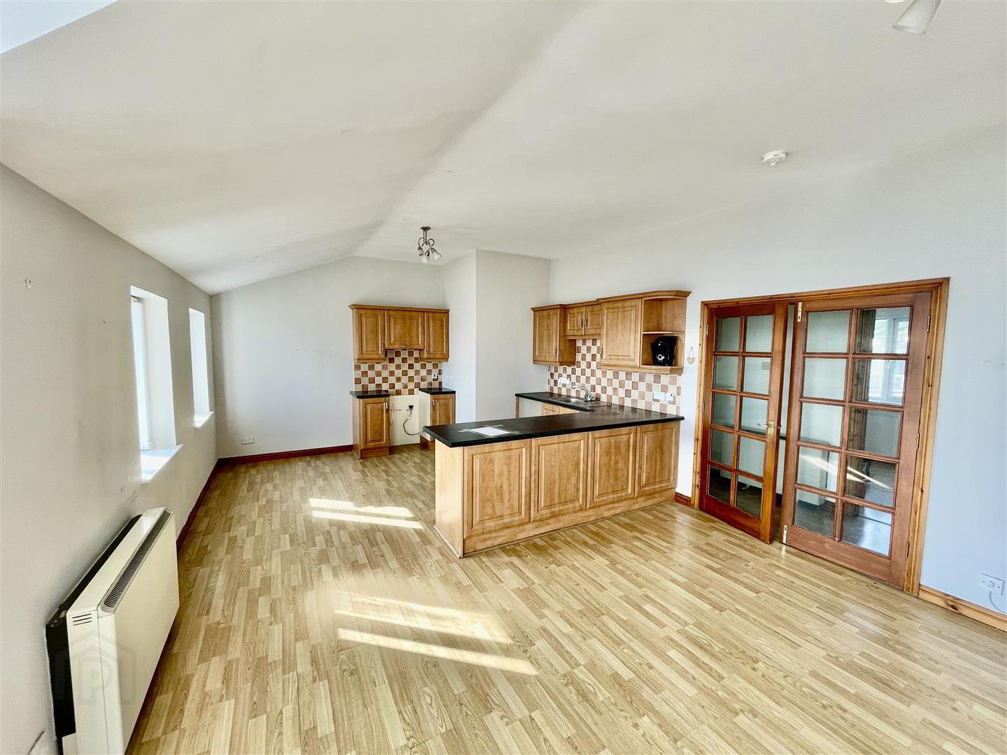 18 Dormans Court 9 of 16