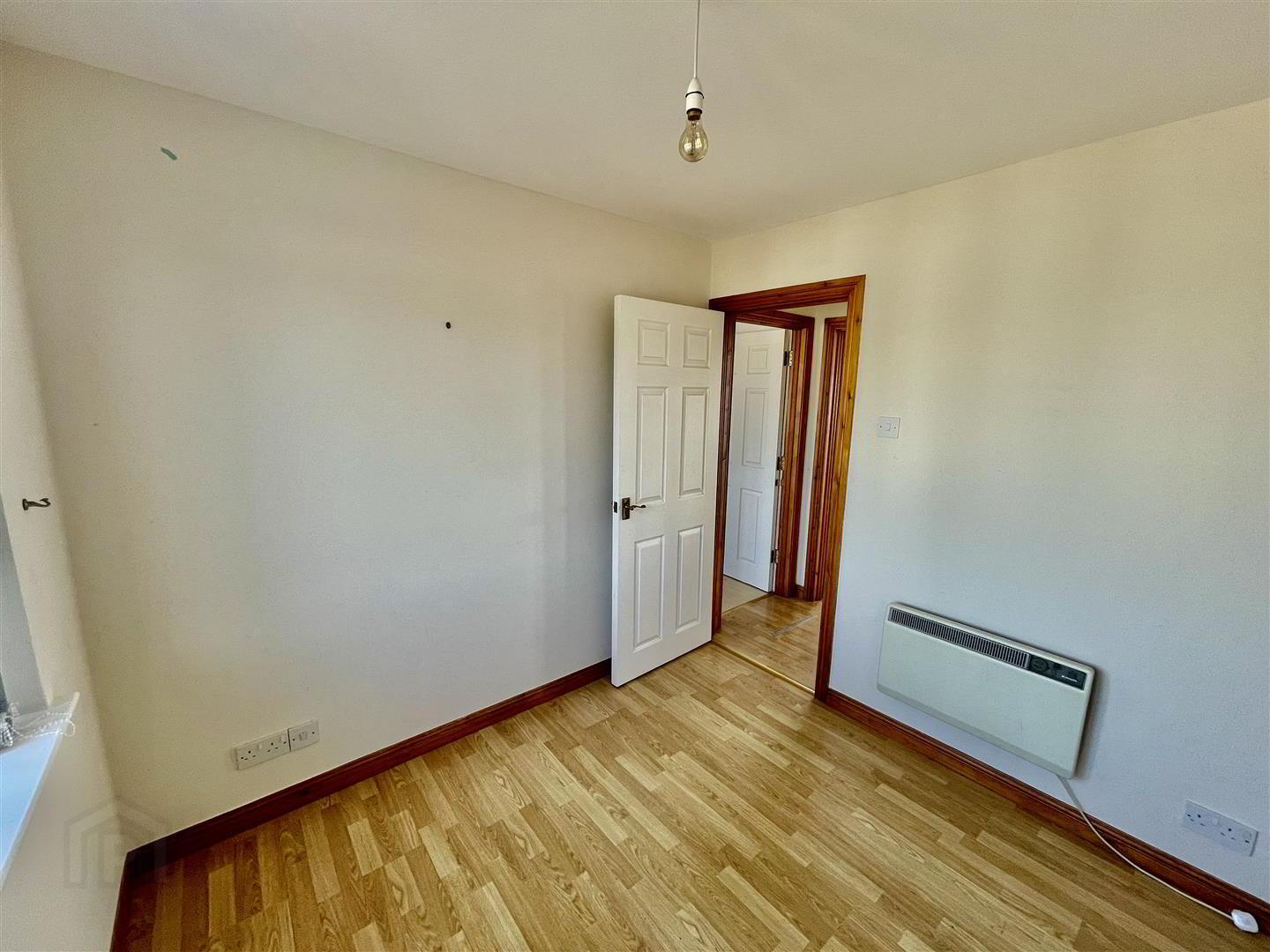 18 Dormans Court 14 of 16