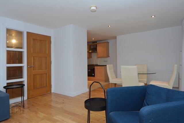 Park Royal, 841e Lisburn Road 6 of 17