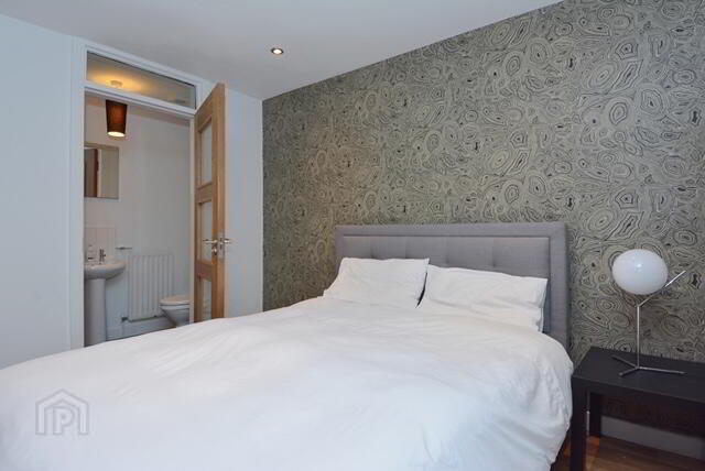 Park Royal, 841e Lisburn Road 11 of 17